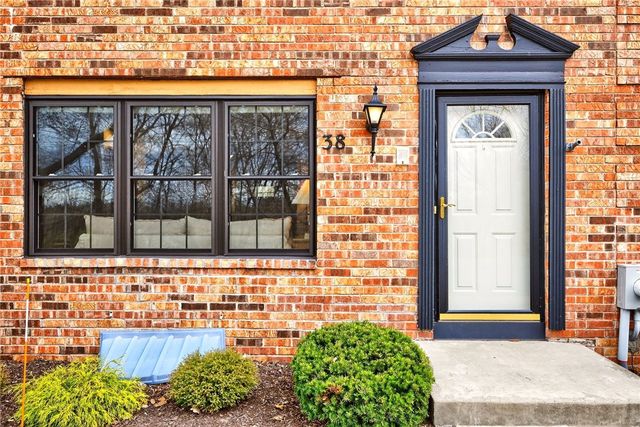 38 Huxley Way, Perinton, NY 14450