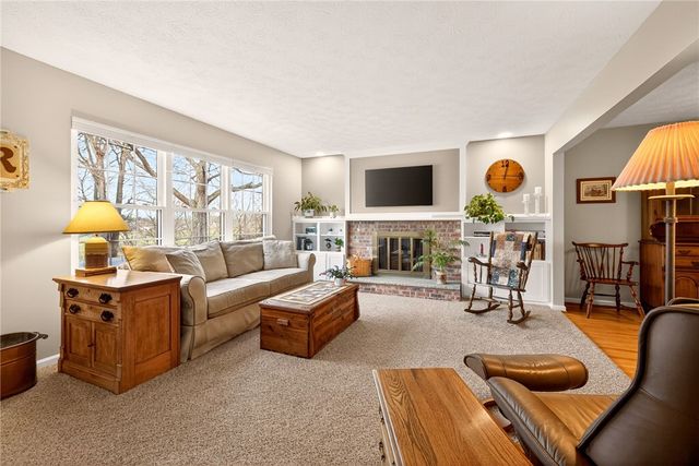 38 Huxley Way, Perinton, NY 14450