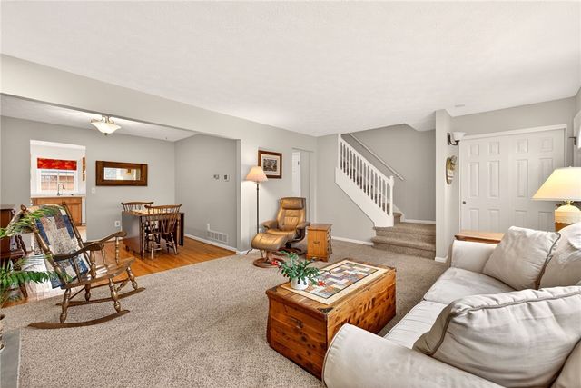 38 Huxley Way, Perinton, NY 14450