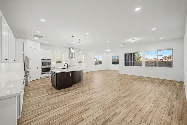 1277 E Tonto Drive, Gilbert, AZ 85298