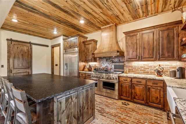 1651 Doss Road, Millsap, TX 76066