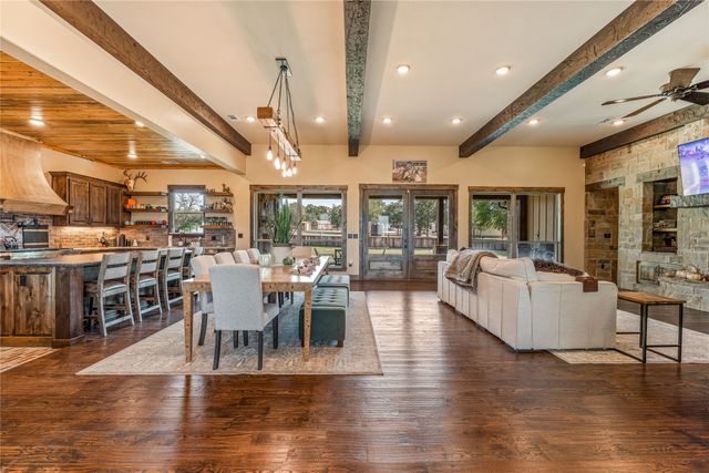 1651 Doss Road, Millsap, TX 76066