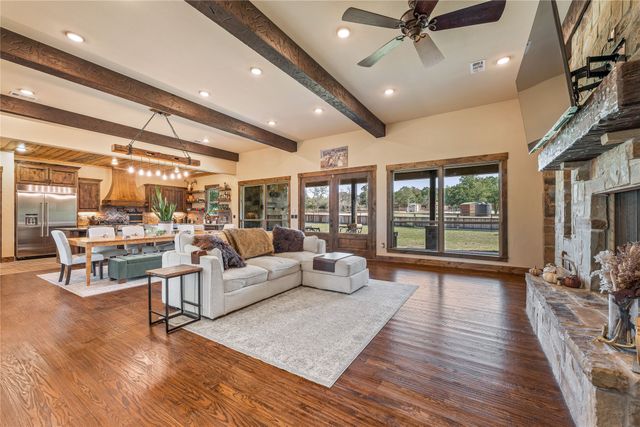 1651 Doss Road, Millsap, TX 76066