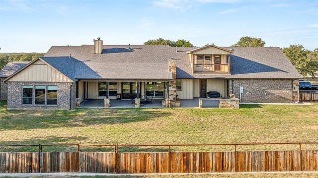 1651 Doss Road, Millsap, TX 76066