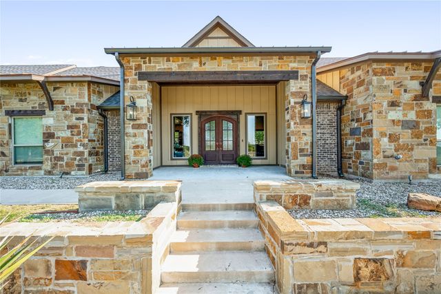 1651 Doss Road, Millsap, TX 76066