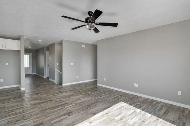 405 N Pine Leaf Road, Nixa, MO 65714