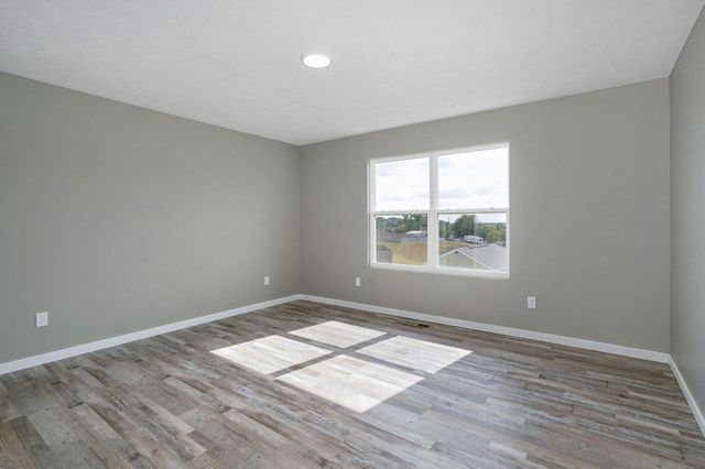 405 N Pine Leaf Road, Nixa, MO 65714