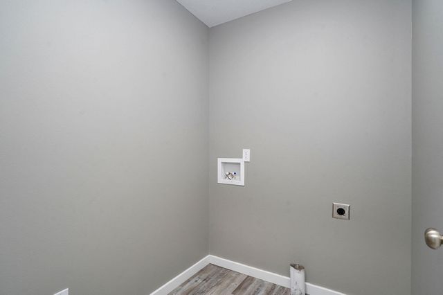 405 N Pine Leaf Road, Nixa, MO 65714