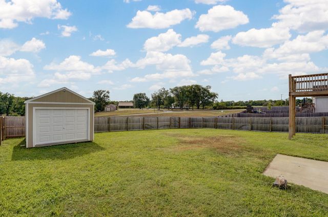 405 N Pine Leaf Road, Nixa, MO 65714