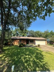 13515 Onyx Lane, Farmers Branch, TX 75234