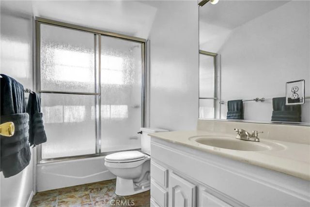 6456 Gross, West Hills, CA 91307