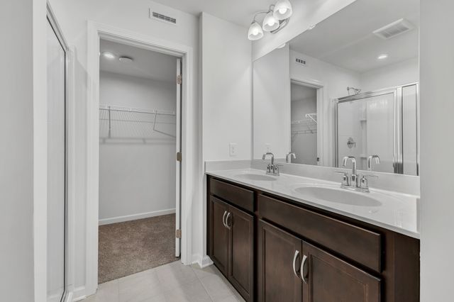 5042 Dayflower Drive, Hermitage, TN 37076