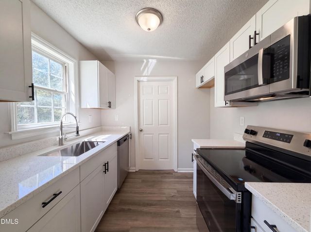 131 Sommerset Drive, Clayton, NC 27520