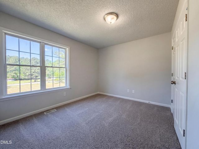 131 Sommerset Drive, Clayton, NC 27520