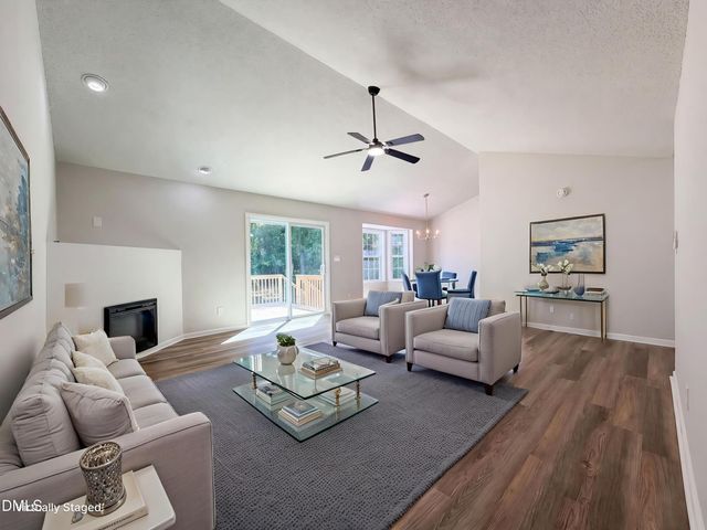 131 Sommerset Drive, Clayton, NC 27520