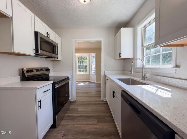 131 Sommerset Drive, Clayton, NC 27520