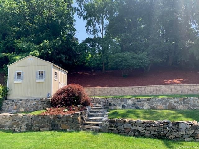 26 Dexter Road, Yonkers, NY 10710