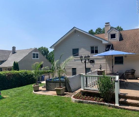 26 Dexter Road, Yonkers, NY 10710