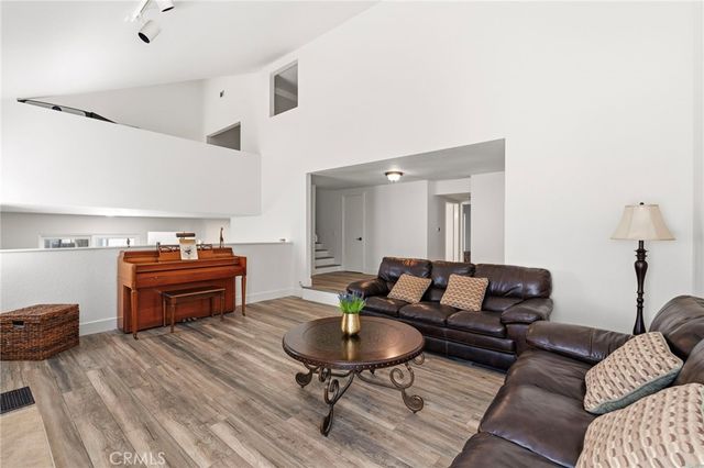 25012 Woodridge, Lake Forest, CA 92630