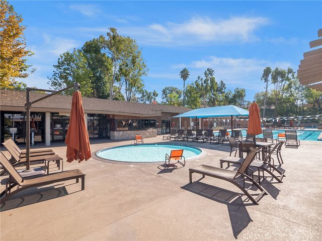 25012 Woodridge, Lake Forest, CA 92630