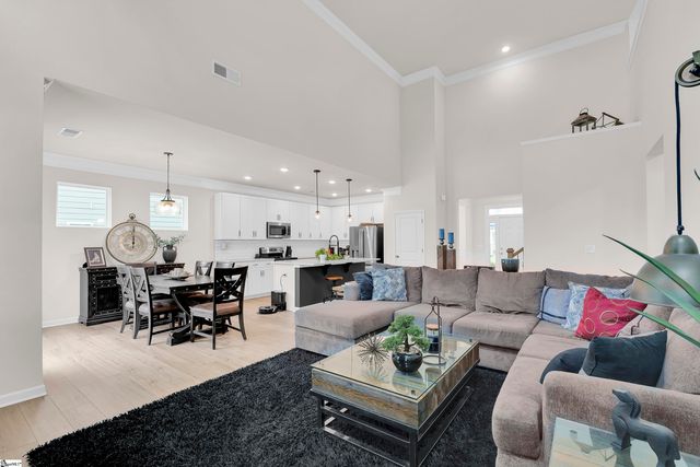 620 Columbus Circle, Simpsonville, SC 29680