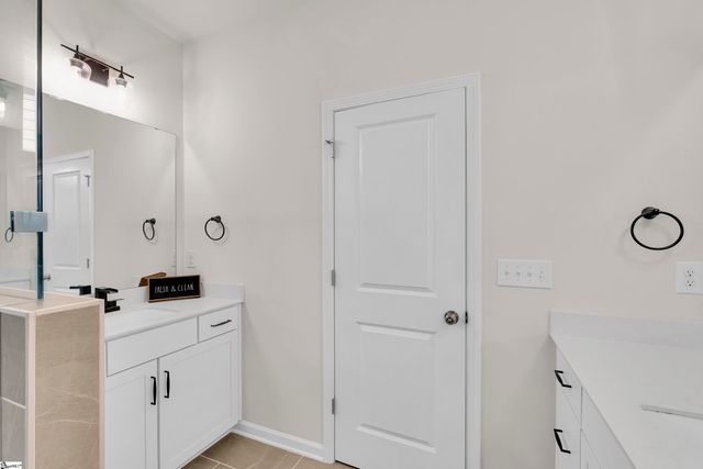 620 Columbus Circle, Simpsonville, SC 29680