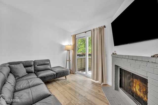 530 E Patriot Boulevard APT 124, Reno, NV 89511