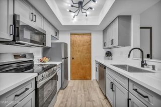 530 E Patriot Boulevard APT 124, Reno, NV 89511