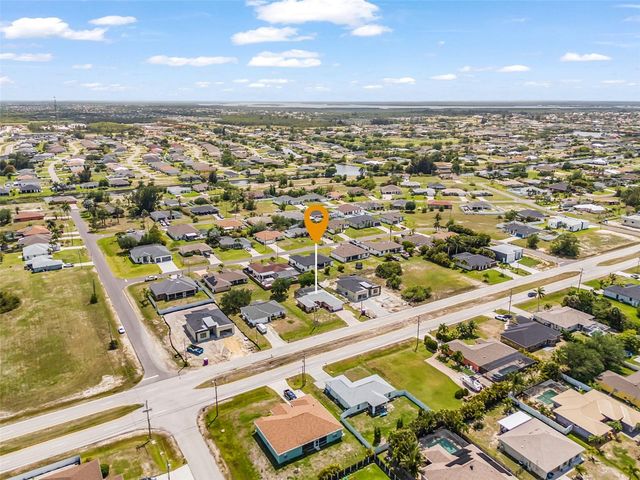 2442 EMBERS PARKWAY W, Cape Coral, FL 33993