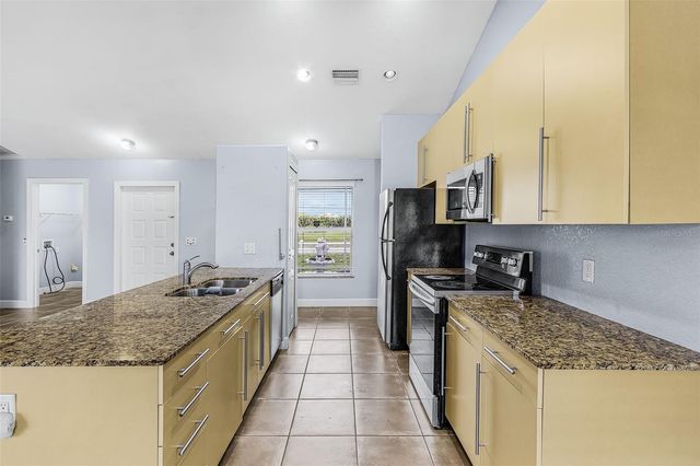 2442 EMBERS PARKWAY W, Cape Coral, FL 33993