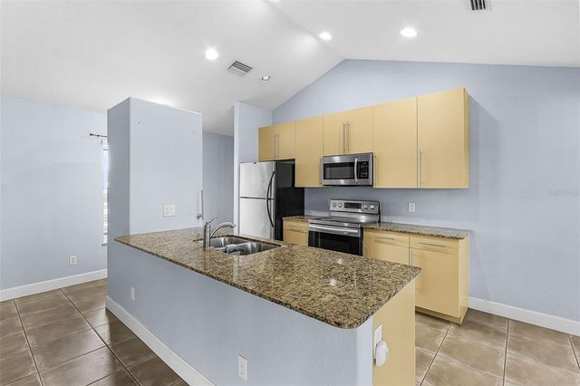 2442 EMBERS PARKWAY W, Cape Coral, FL 33993