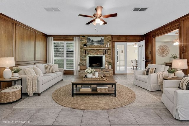 216 Treetop Lane, Hideaway, TX 75771