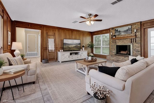 216 Treetop Lane, Hideaway, TX 75771