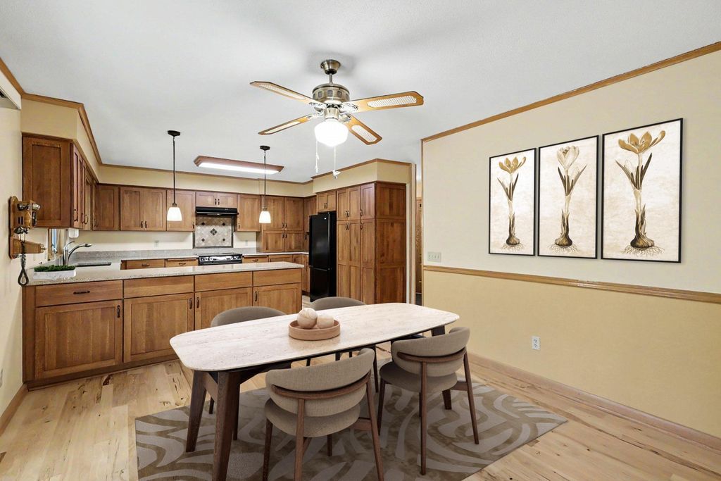 12325 Villaburne Drive, Burnsville, MN 55337 — photo 4