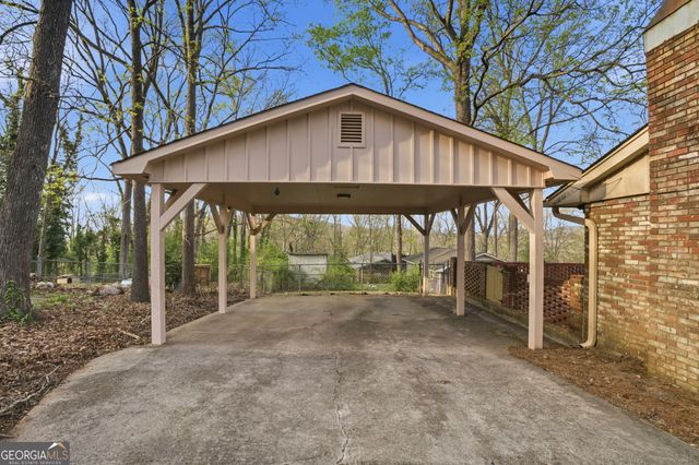 41 Summit Drive SE, Lindale, GA 30147