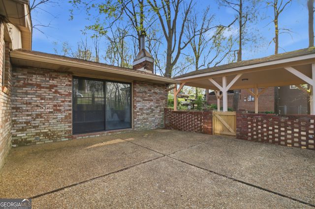 41 Summit Drive SE, Lindale, GA 30147