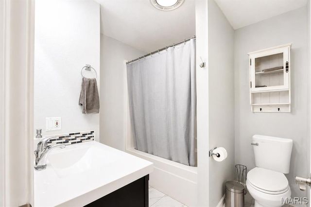 1310 27th Street, Highland, IL 62249