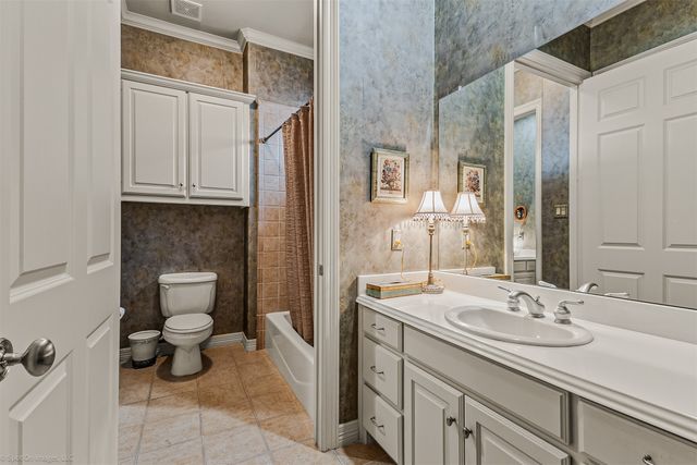 602 Creekbend Drive, Mesquite, TX 75149