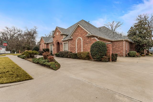 602 Creekbend Drive, Mesquite, TX 75149