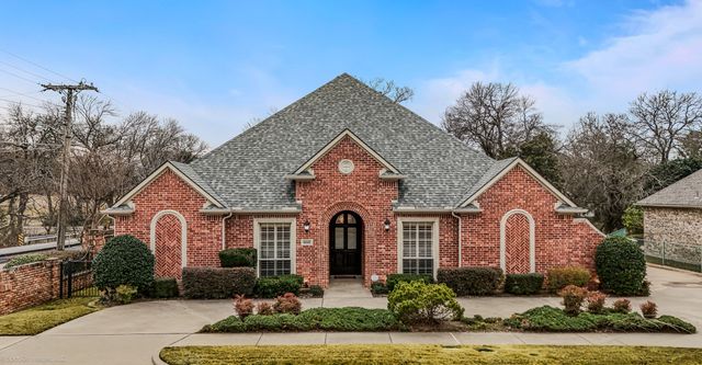 602 Creekbend Drive, Mesquite, TX 75149