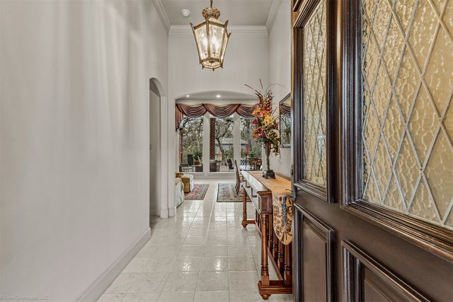 602 Creekbend Drive, Mesquite, TX 75149