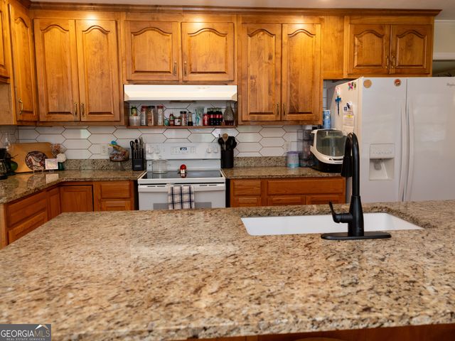 403 Ridgecrest Drive, Elberton, GA 30635