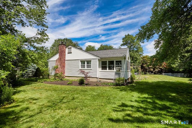 32 Lincoln Lane, Ridgefield, CT 06877