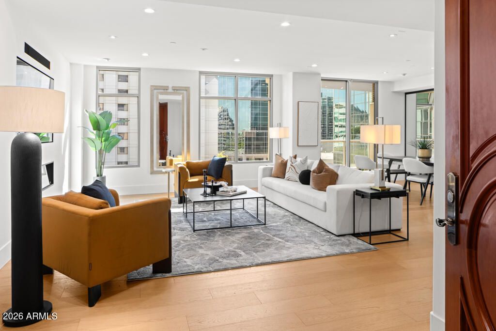 2402 E ESPLANADE Lane 604, Phoenix, AZ 85016 — exterior