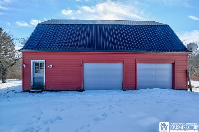 3331 Strunk Road, Ellicott, NY 14701