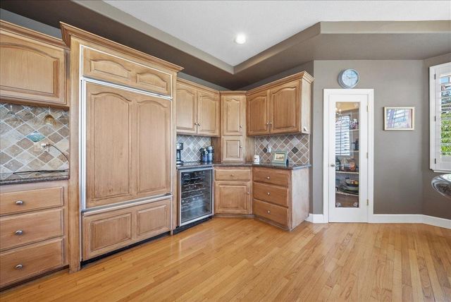 136 tomlinson Dr, Folsom, CA 95630