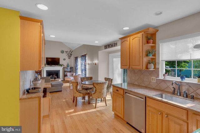 202 WOODSPRING CIRCLE, Doylestown, PA 18901