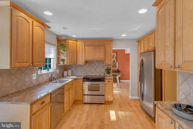 202 WOODSPRING CIRCLE, Doylestown, PA 18901