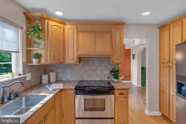 202 WOODSPRING CIRCLE, Doylestown, PA 18901