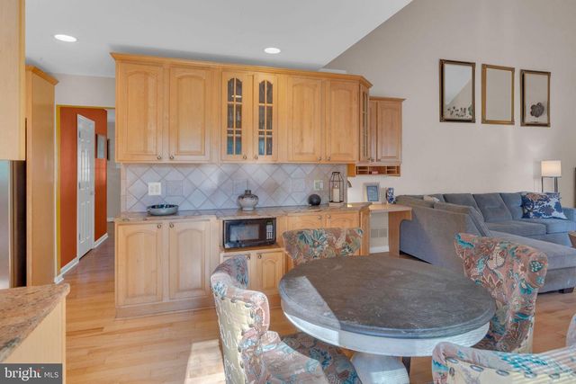 202 WOODSPRING CIRCLE, Doylestown, PA 18901